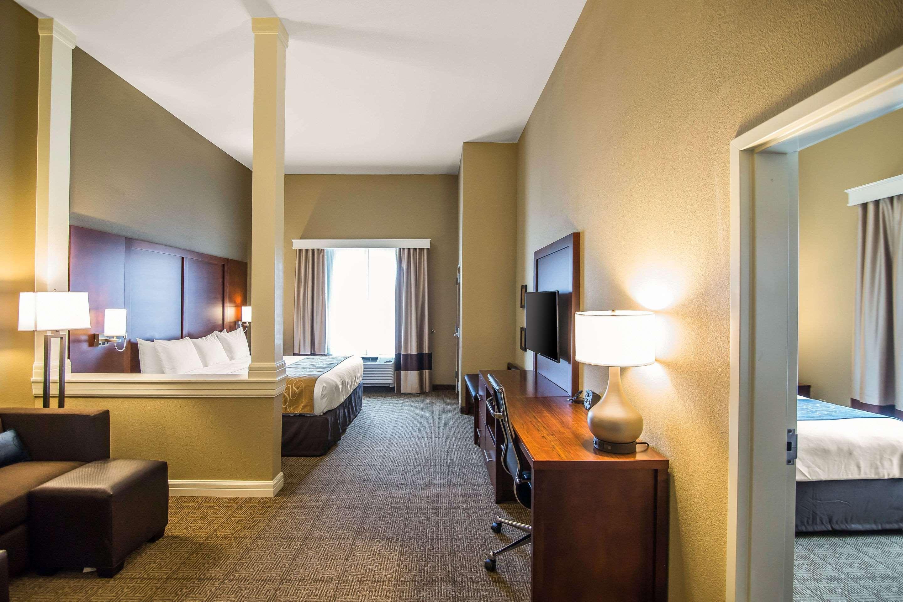 Hotel Comfort - Dodge Dodge City