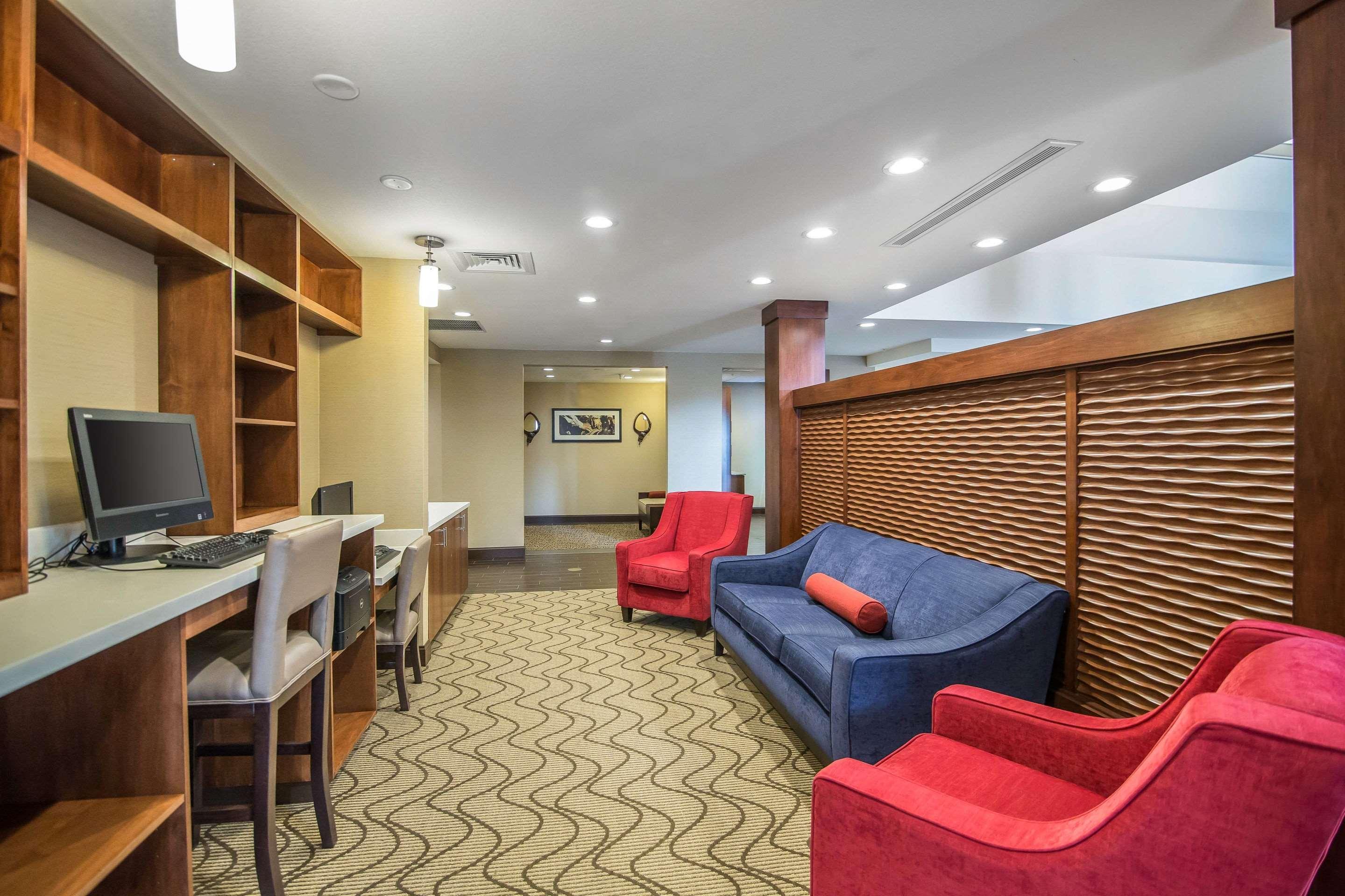Comfort - Dodge Hotel